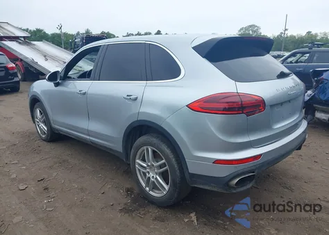 2016 Porsche Cayenne из США, поврежденный, VIN WP1AA2A20GLA03226